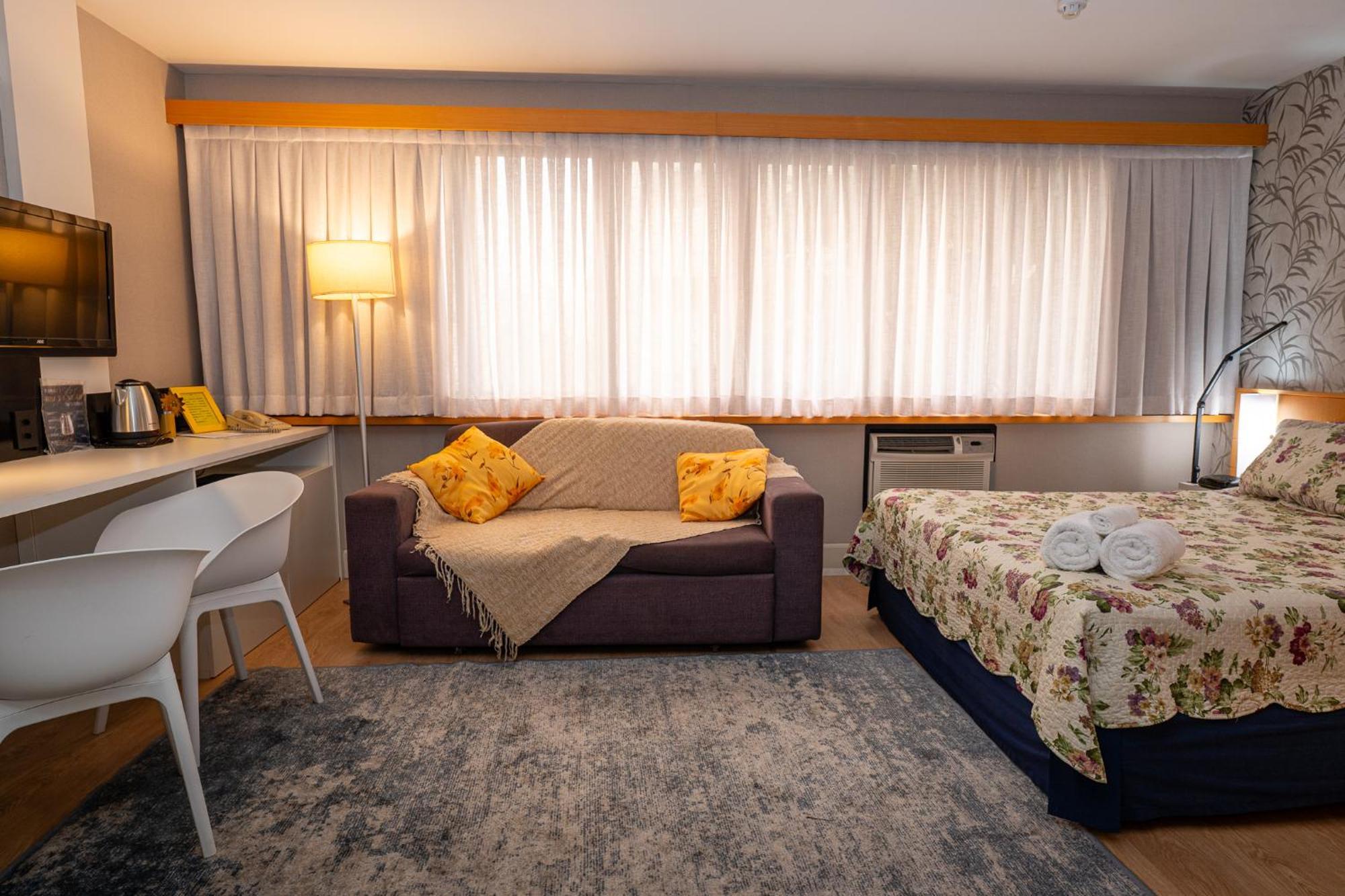 Aparthotel Flat Aconchegante Nos Jardins Com Piscina & Estacionamento Inclusos Sao Paulo